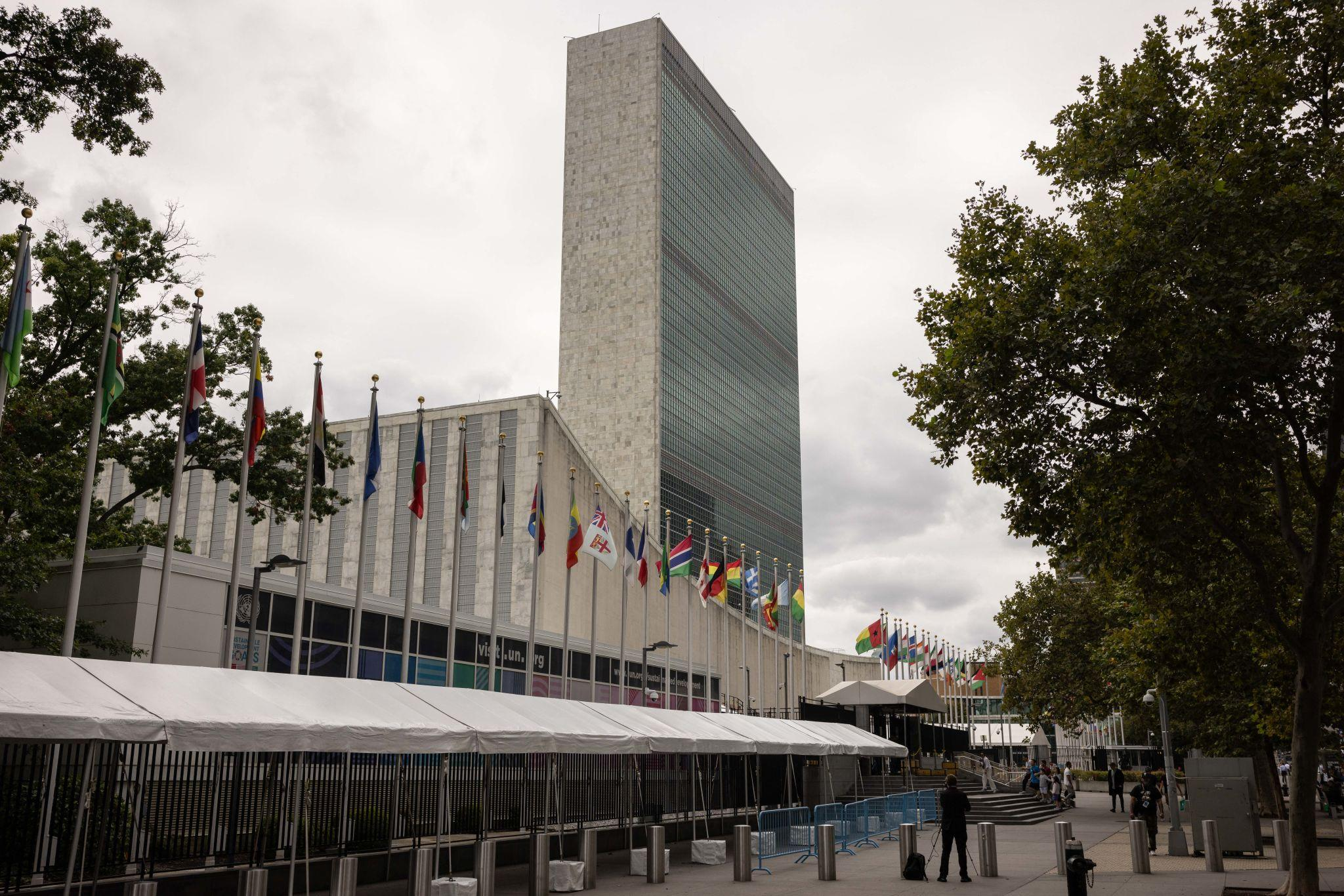 Global Policy at a Crossroads: The United Nations and the Challenge of 21st-Century Governance