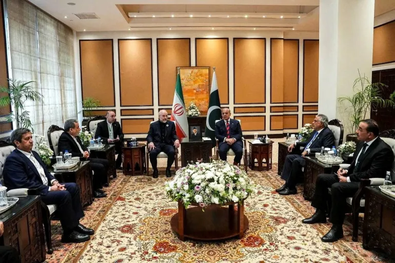 Pakistan’s Shehbaz Sharif Engages Riyadh and Ankara to Advance US-Iran Talks